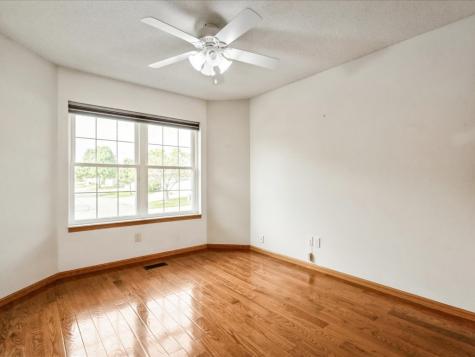 1658 Greens Way Court NE Cedar Rapids IA 52402