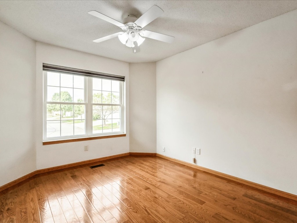 1658 Greens Way Court NE Cedar Rapids IA 52402