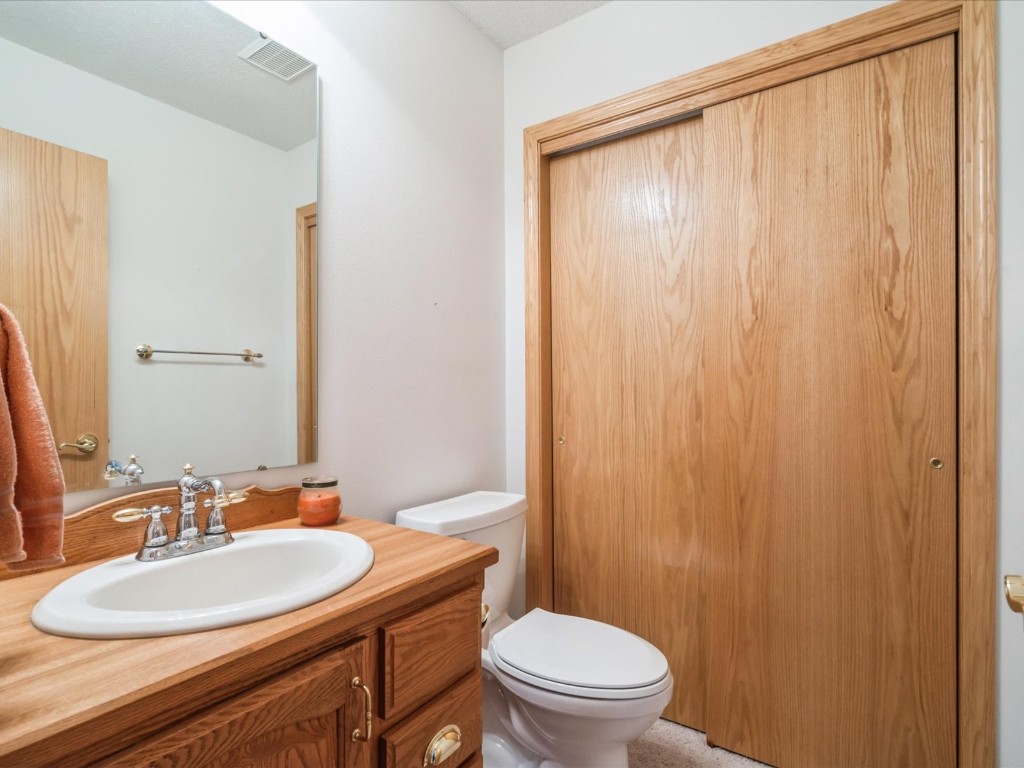 1658 Greens Way Court NE Cedar Rapids IA 52402