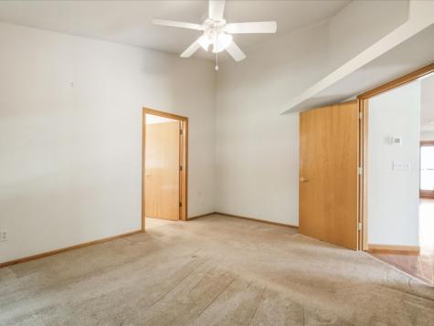 1658 Greens Way Court NE Cedar Rapids IA 52402