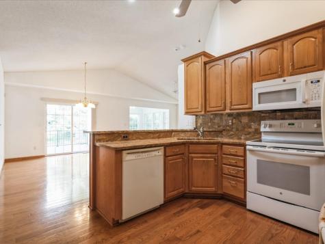 1658 Greens Way Court NE Cedar Rapids IA 52402