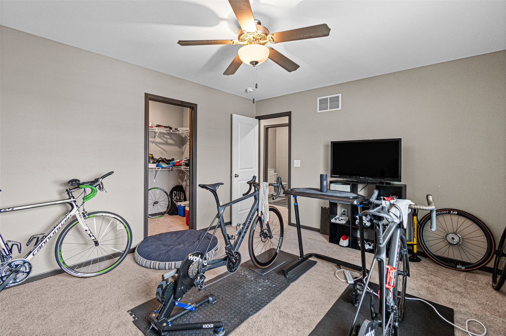 363 Aspen Court Solon IA 52333