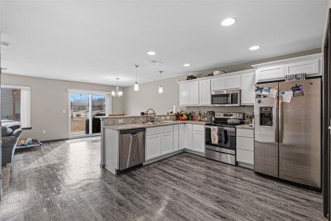 363 Aspen Court Solon IA 52333
