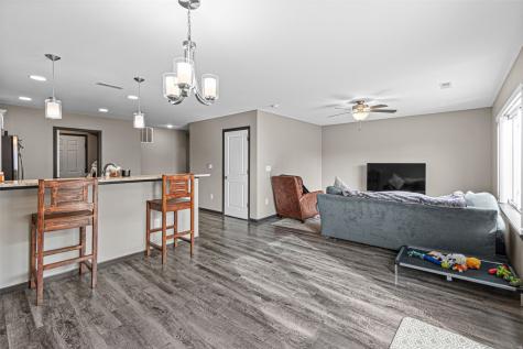 363 Aspen Court Solon IA 52333