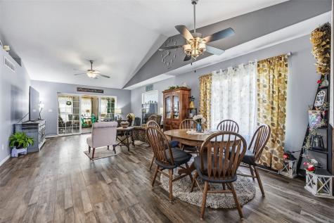 6610 Waterview Drive SW Cedar Rapids IA 52404