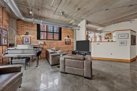 900 2nd Street SE Cedar Rapids IA 52401