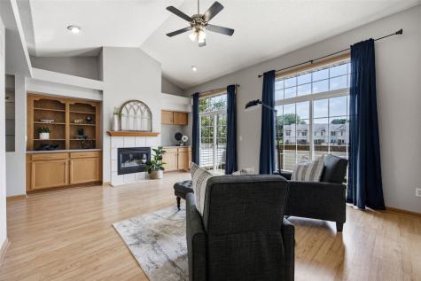 1429 Mckinley Place Iowa City IA 52246