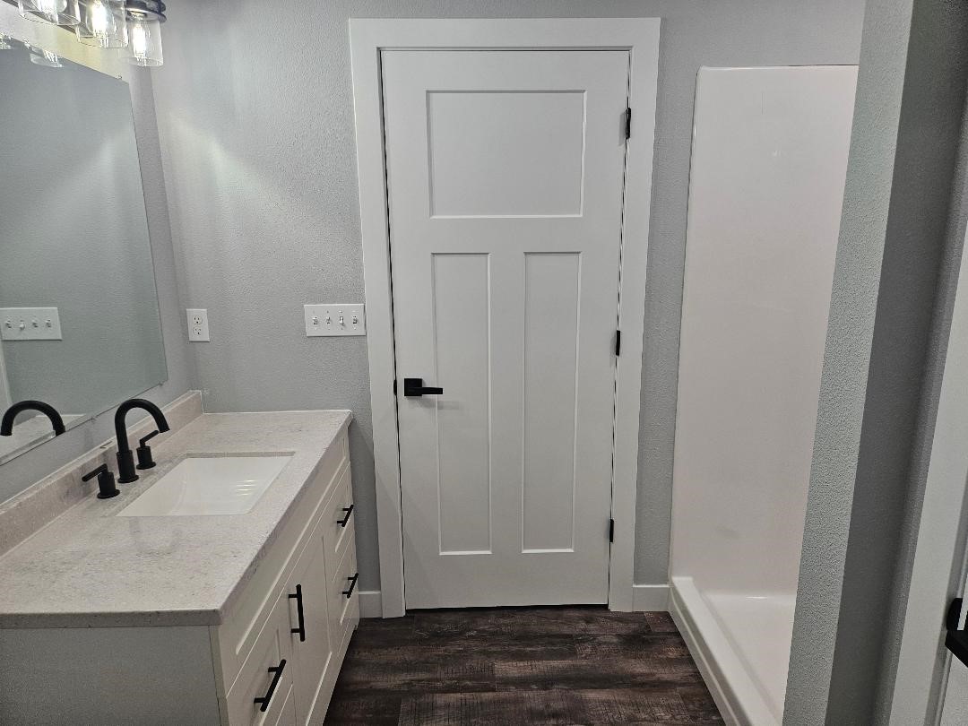 1407 13th Avenue Belle Plaine IA 52208