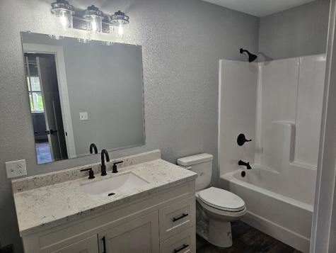 1407 13th Avenue Belle Plaine IA 52208