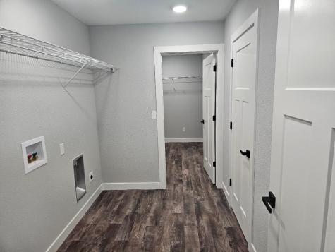 1407 13th Avenue Belle Plaine IA 52208
