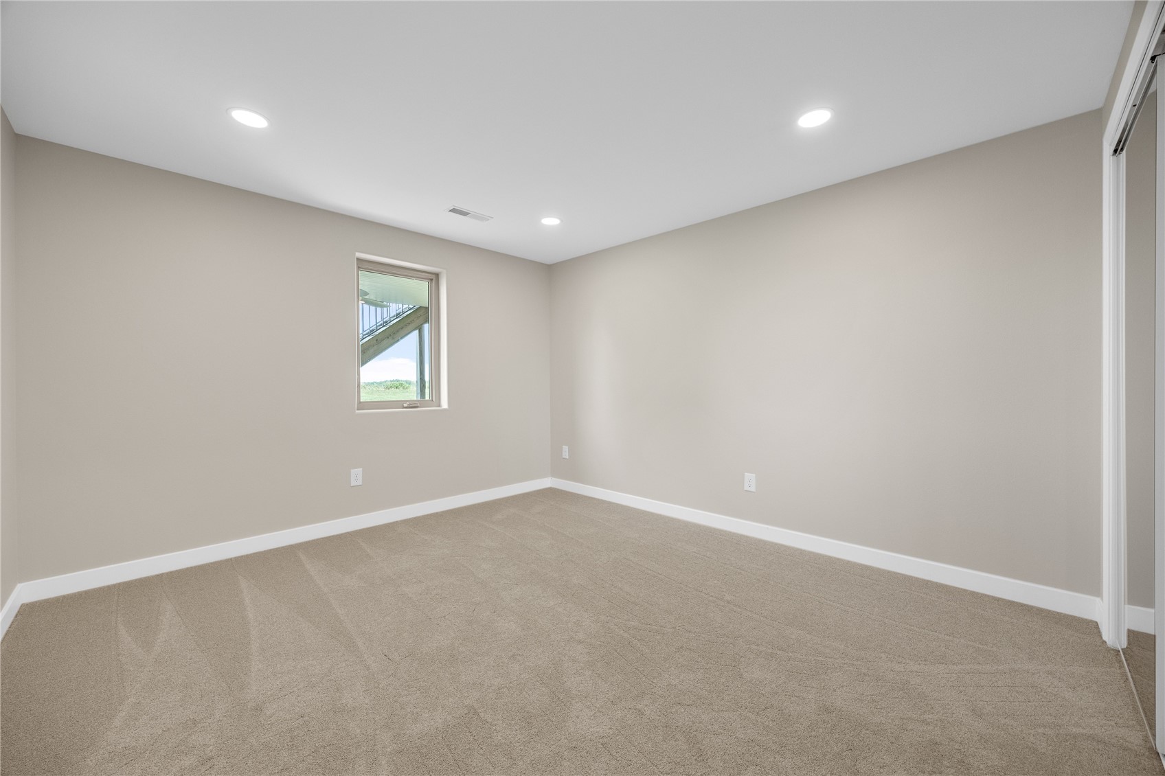 280 N Juniper Street North Liberty IA 52317