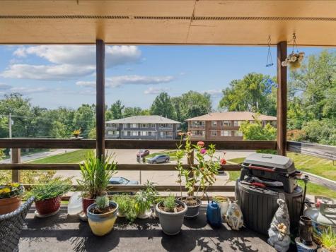 1724 Pikes Peak Court NE Cedar Rapids IA 52402