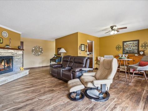 1724 Pikes Peak Court NE Cedar Rapids IA 52402