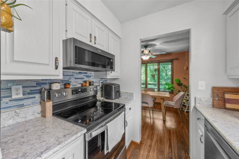 1709 Pikes Peak Court NE Cedar Rapids IA 52402