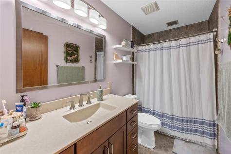 1709 Pikes Peak Court NE Cedar Rapids IA 52402