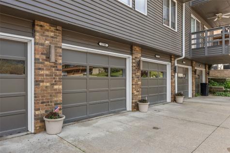 1709 Pikes Peak Court NE Cedar Rapids IA 52402