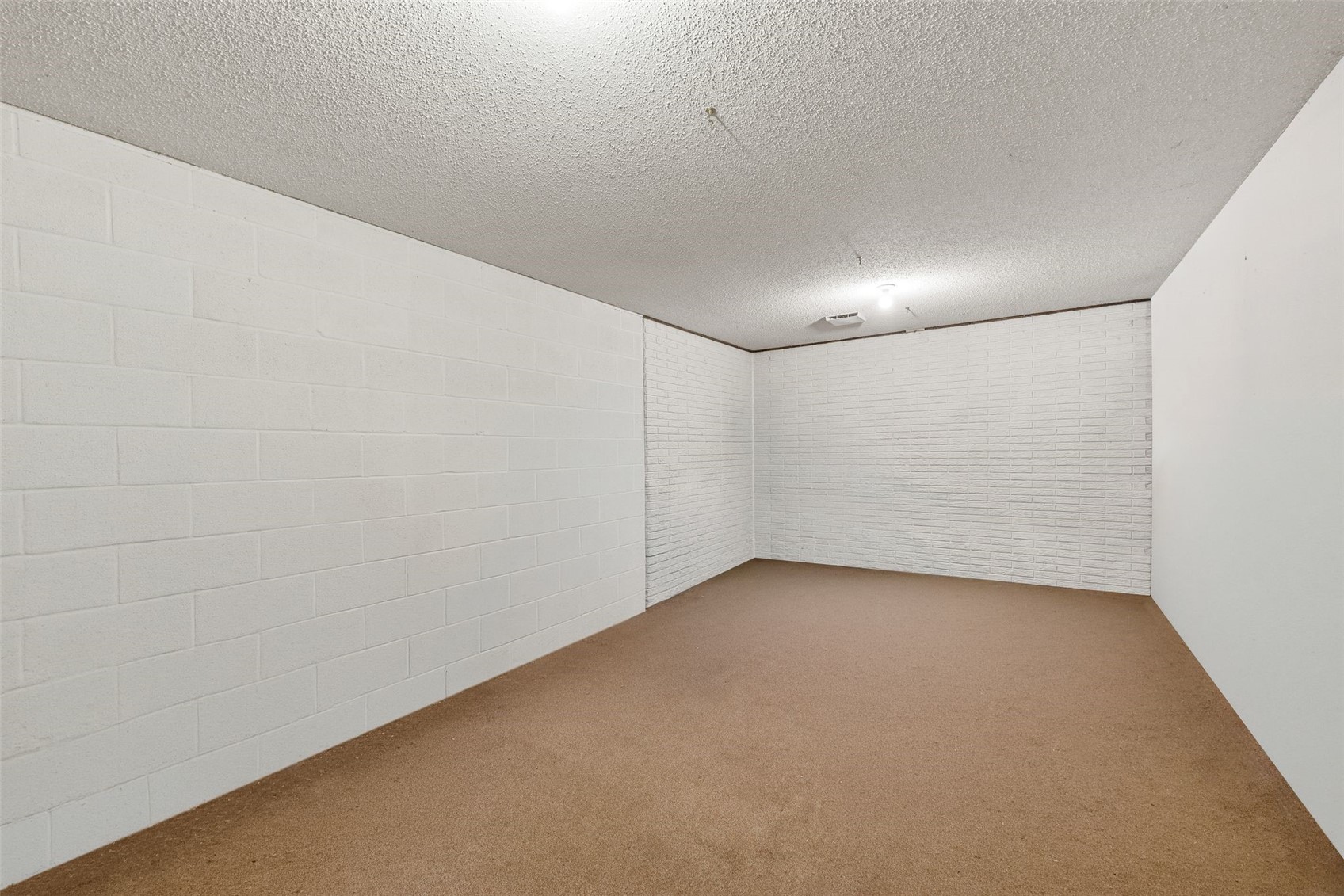 1709 Pikes Peak Court NE Cedar Rapids IA 52402