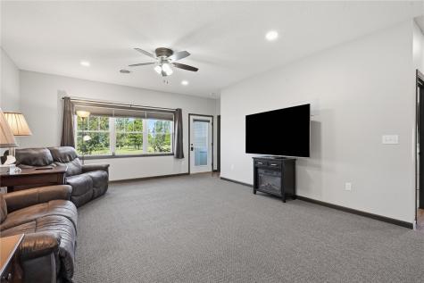 2086 Three Elms Park Road Independence IA 50644