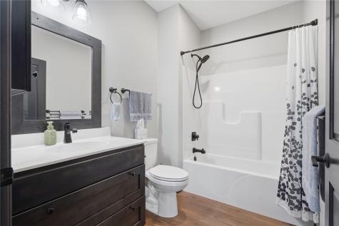 2086 Three Elms Park Road Independence IA 50644