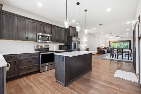2086 Three Elms Park Road Independence IA 50644