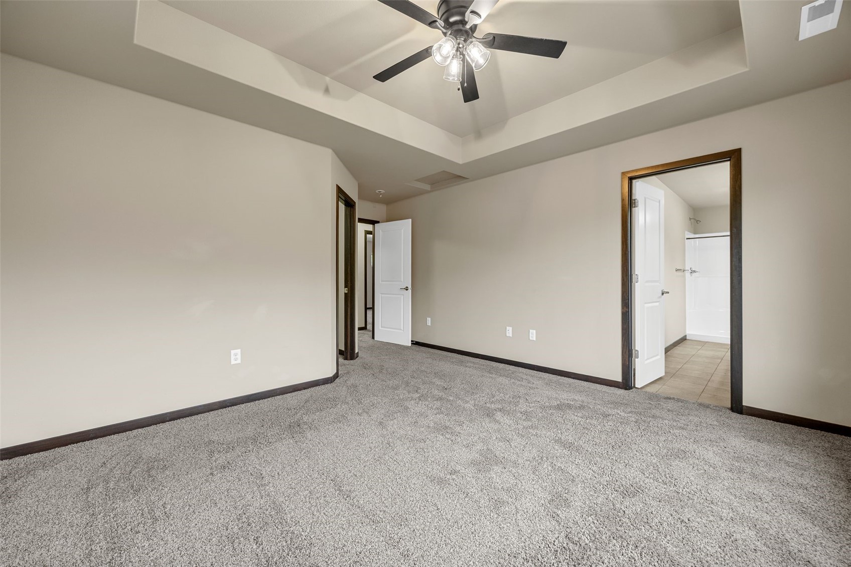 816 N 1st Avenue Iowa City IA 52245