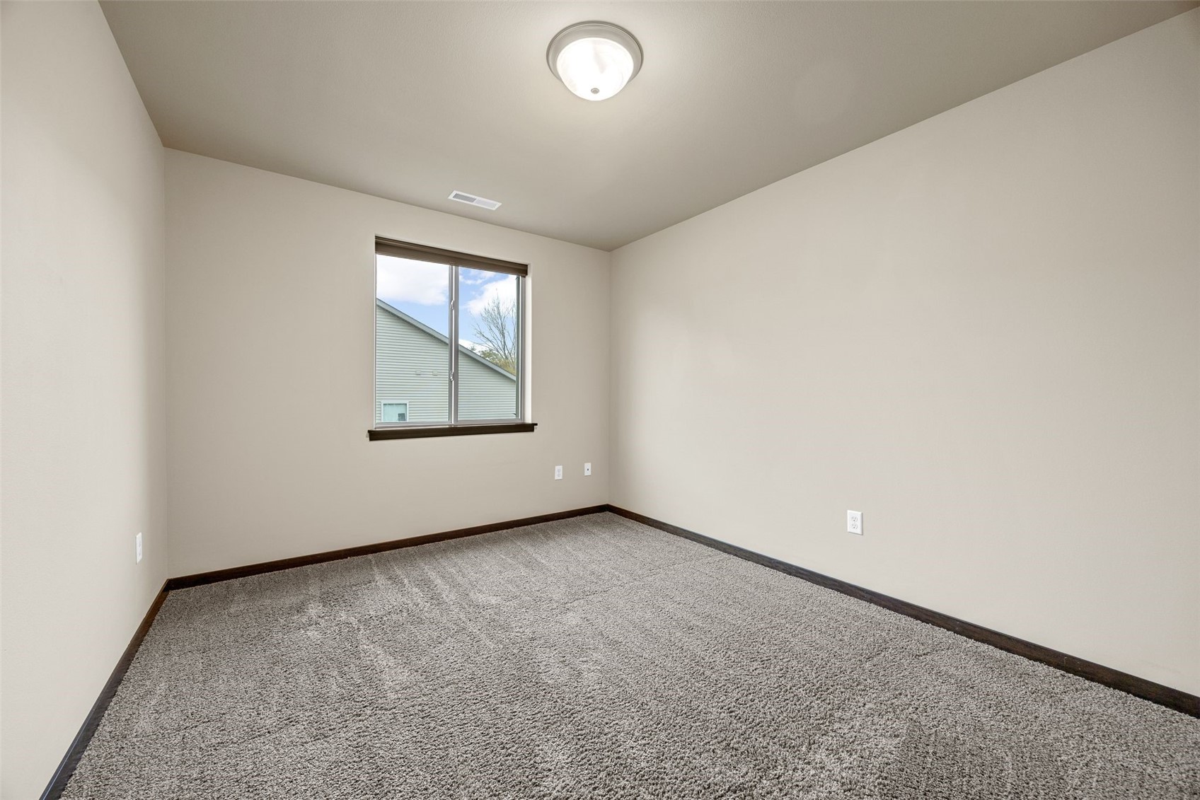 816 N 1st Avenue Iowa City IA 52245