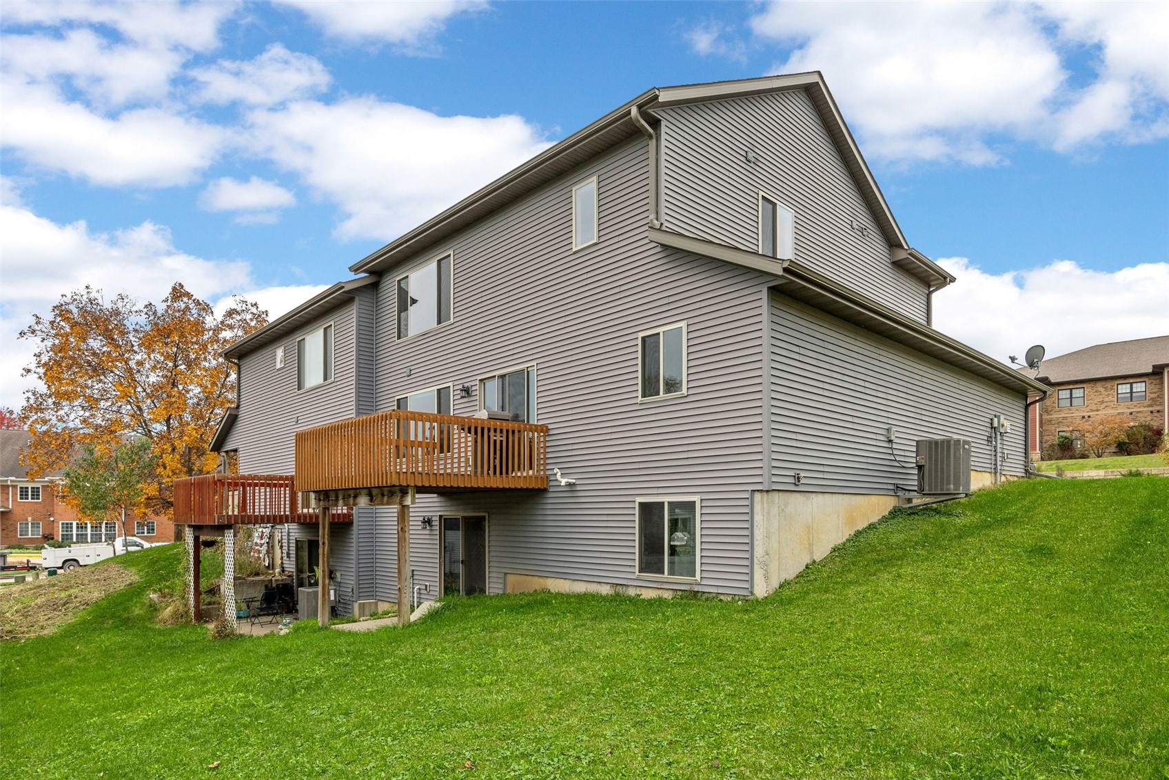 816 N 1st Avenue Iowa City IA 52245