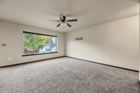 816 N 1st Avenue Iowa City IA 52245