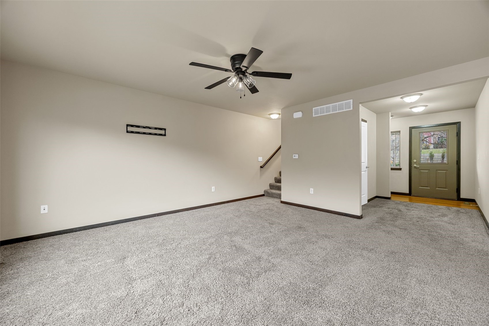 816 N 1st Avenue Iowa City IA 52245