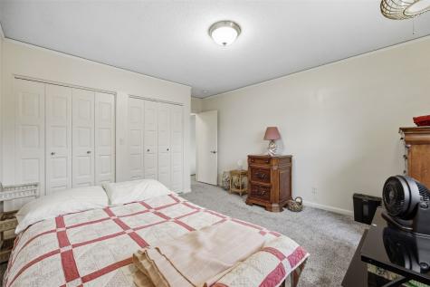 130 Thompson Drive Cedar Rapids IA 52403