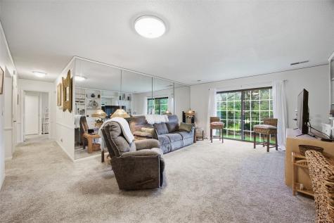 130 Thompson Drive Cedar Rapids IA 52403