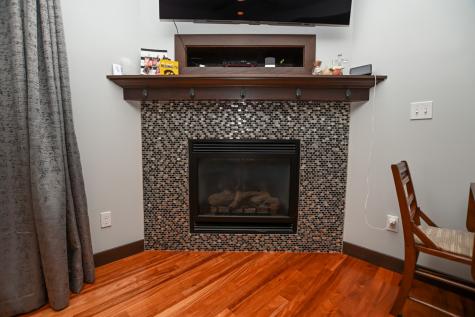544 Meadow Oak Circle Fairfax IA 52228