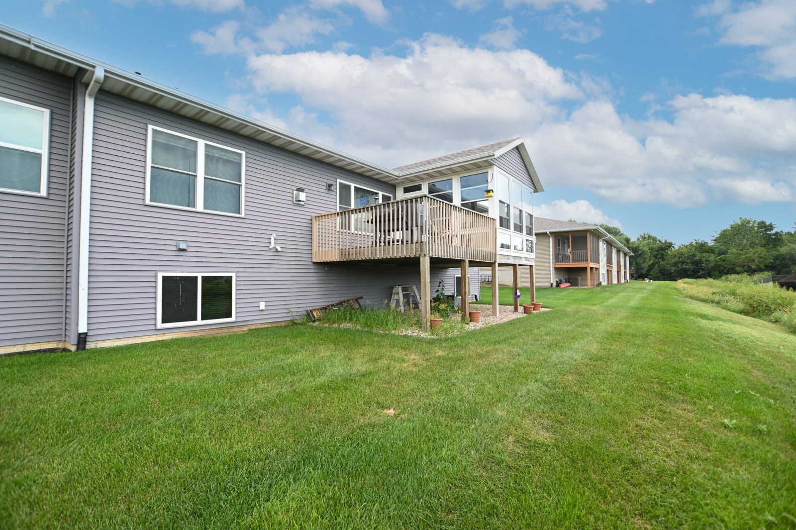 544 Meadow Oak Circle Fairfax IA 52228