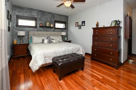 544 Meadow Oak Circle Fairfax IA 52228