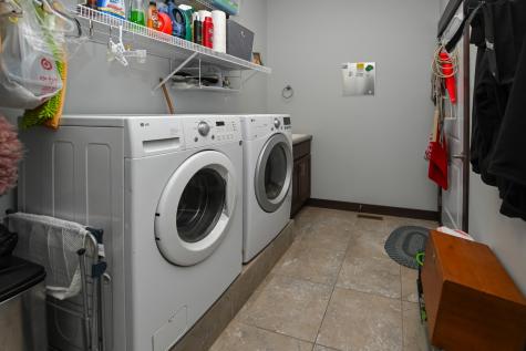 544 Meadow Oak Circle Fairfax IA 52228