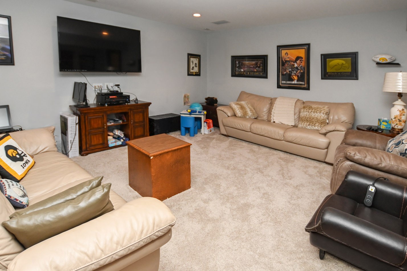 544 Meadow Oak Circle Fairfax IA 52228