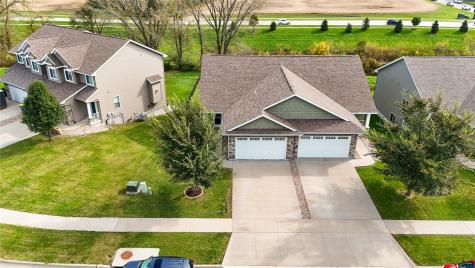 1860 Carroll Court North Liberty IA 52317