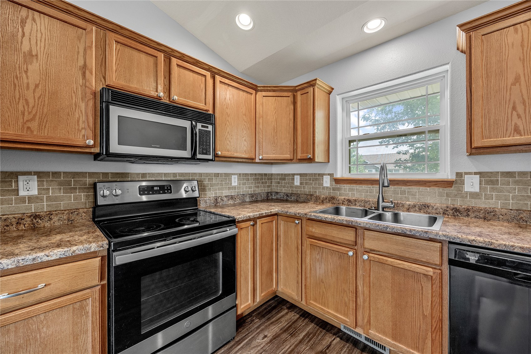 235 N Park Ridge Road North Liberty IA 52317