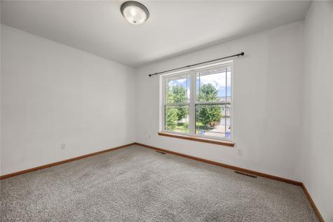 235 N Park Ridge Road North Liberty IA 52317