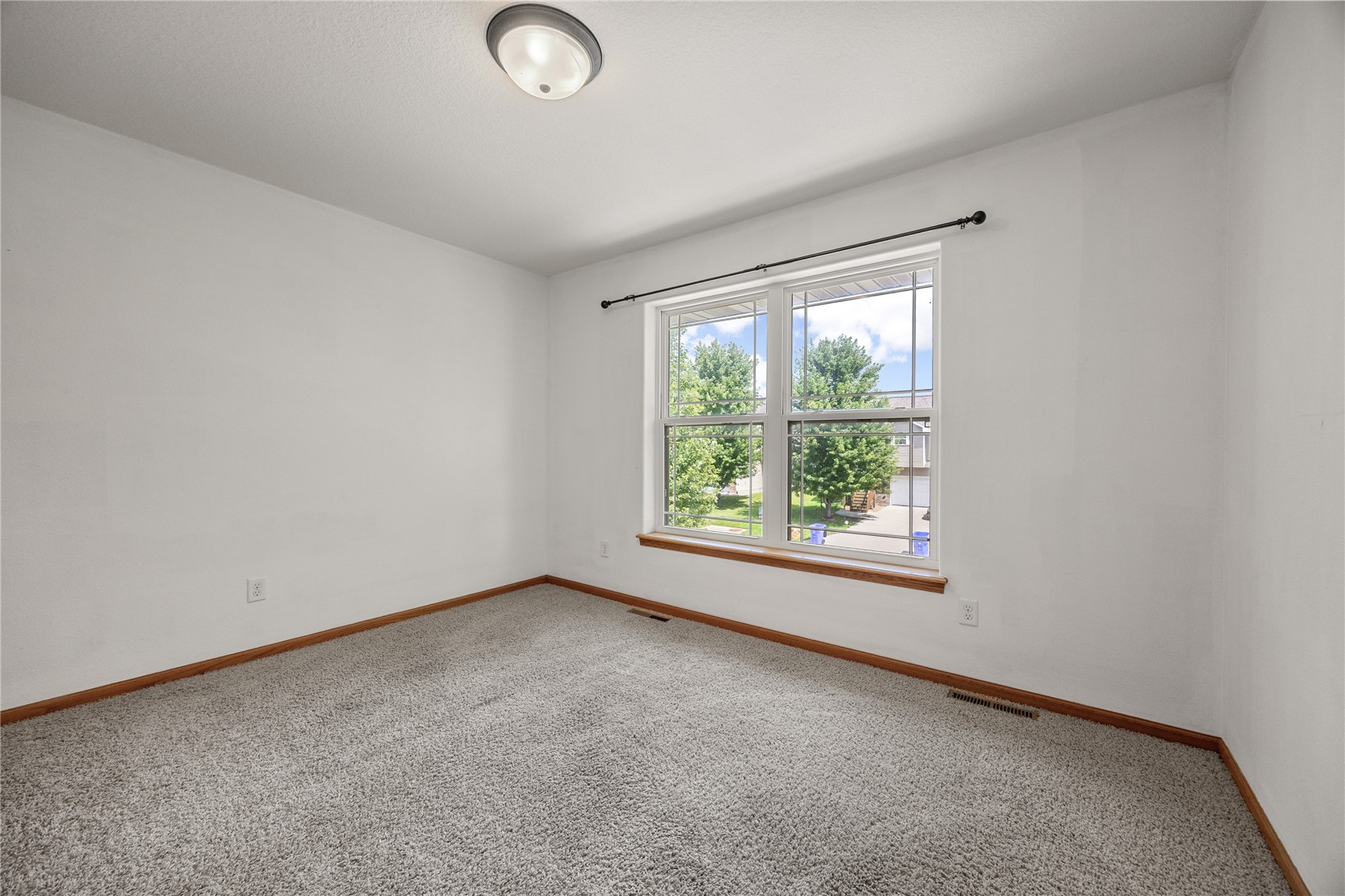 235 N Park Ridge Road North Liberty IA 52317