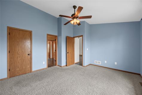 235 N Park Ridge Road North Liberty IA 52317