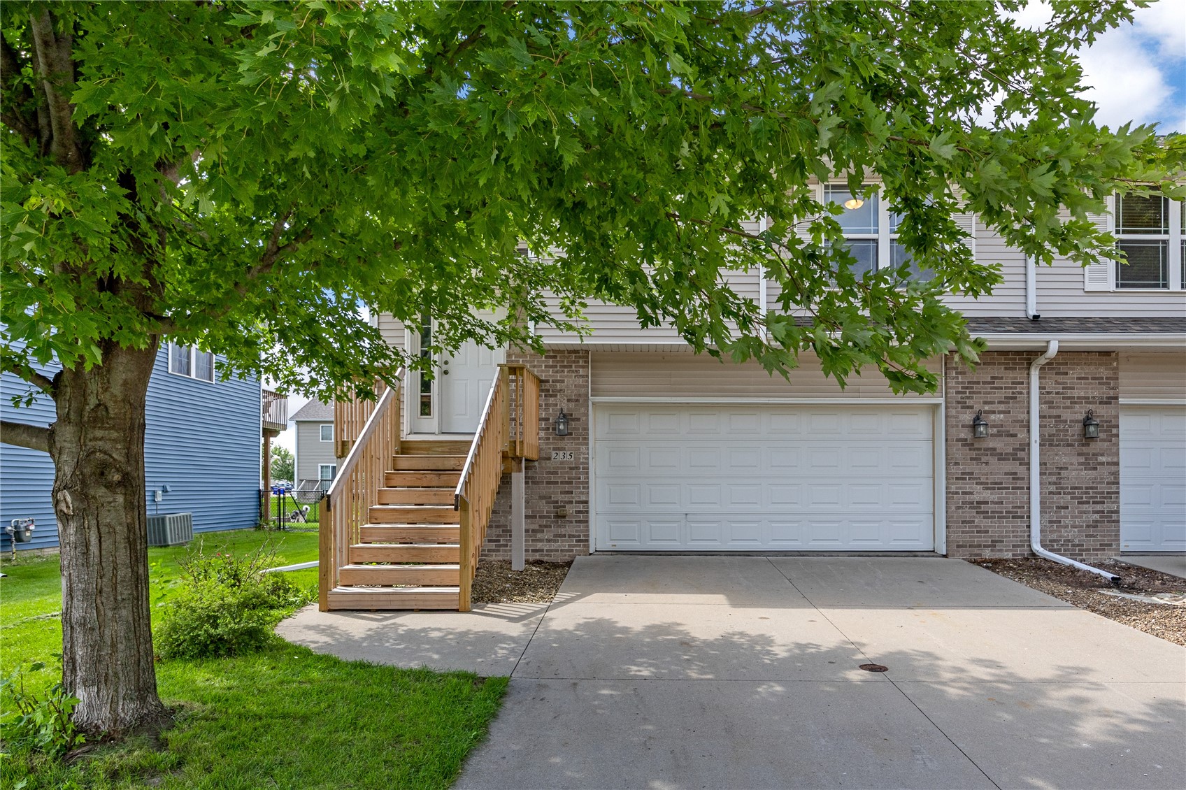 235 N Park Ridge Road North Liberty IA 52317