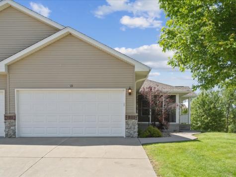 4423 Quail Trail Drive Marion IA 52302