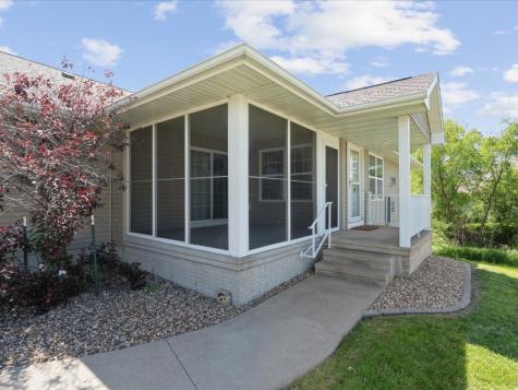 4423 Quail Trail Drive Marion IA 52302