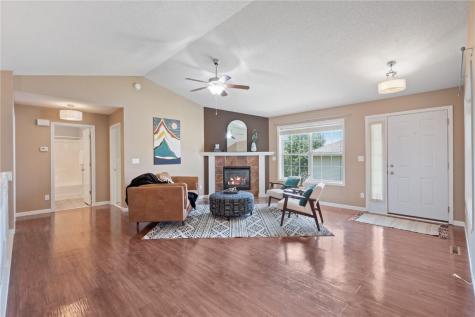 4423 Quail Trail Drive Marion IA 52302