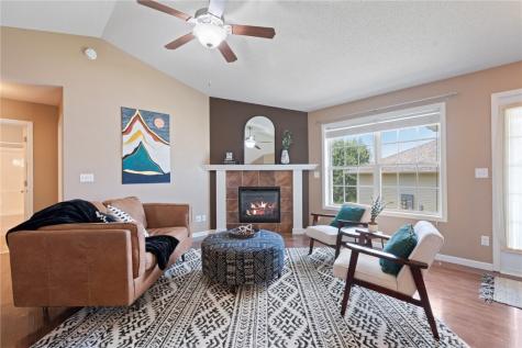 4423 Quail Trail Drive Marion IA 52302