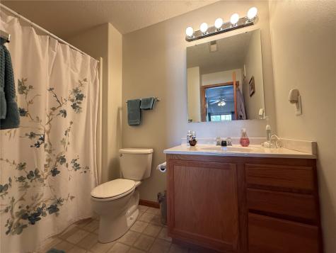 4377 Berkeley Lane Iowa City IA 52245