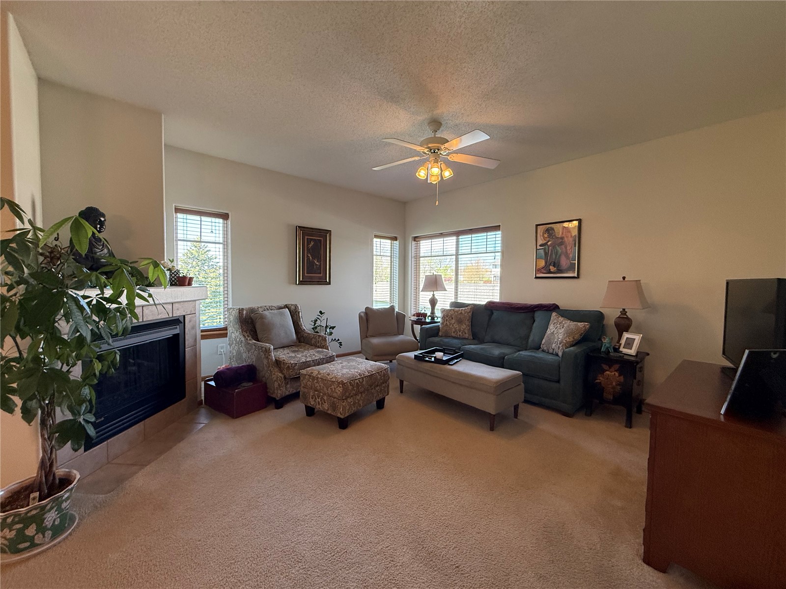 4377 Berkeley Lane Iowa City IA 52245