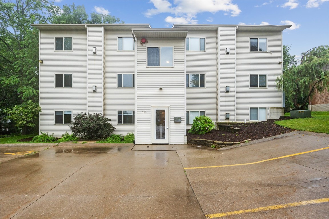 930 23rd Avenue Place Coralville IA 52241