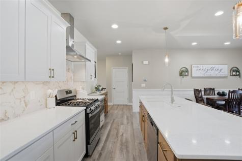 762 Clover Hill Drive North Liberty IA 52317